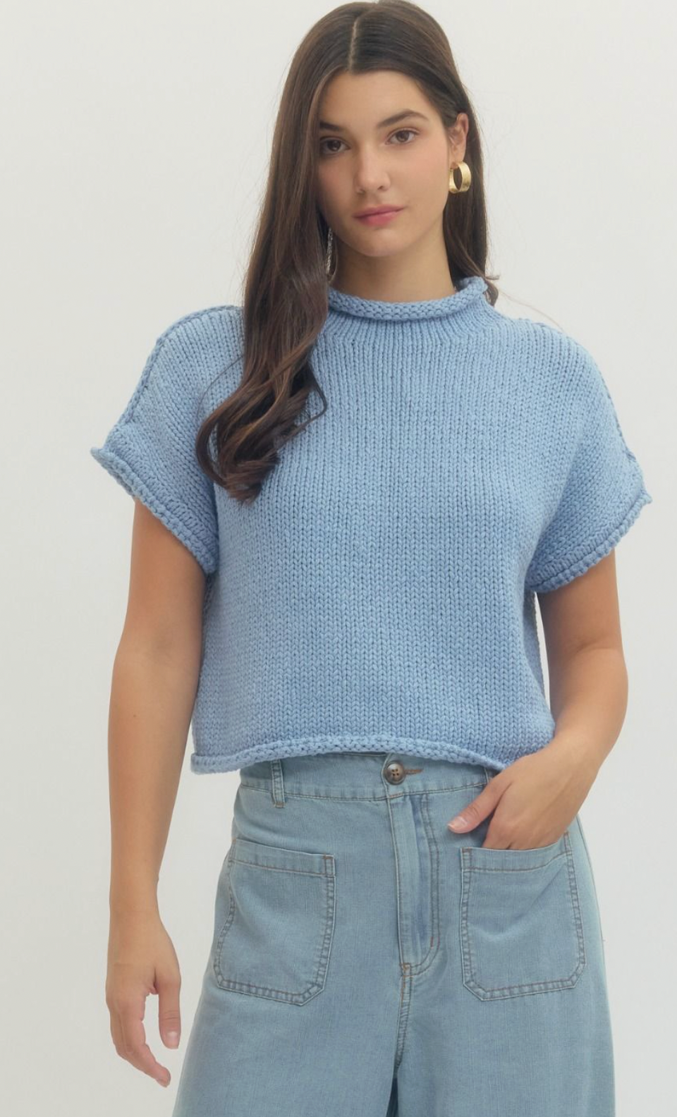 Short Sleeve Light Blue Entro Sweater