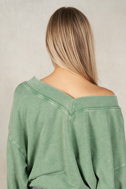 Kelly Green V-neck pullover