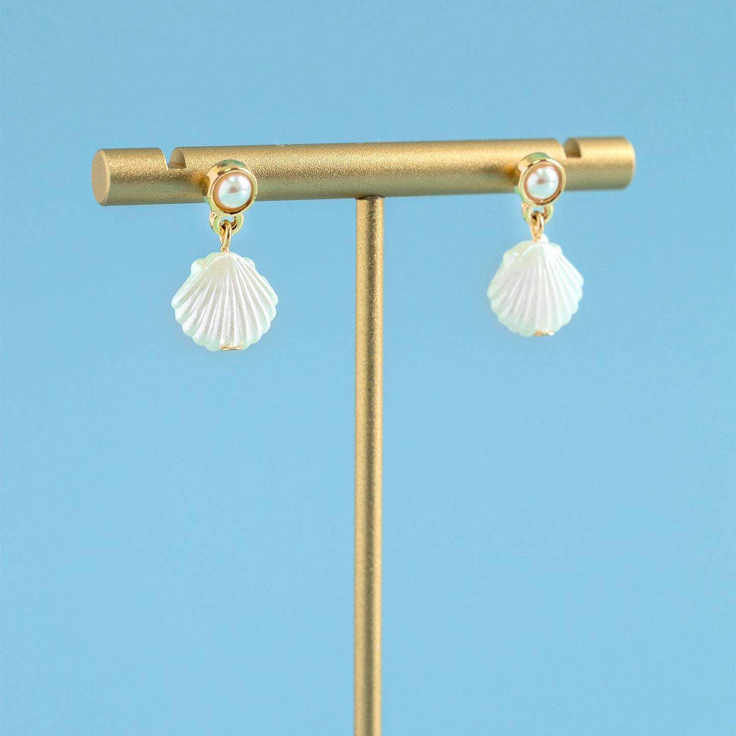 Shell Pearl Drop Earrings